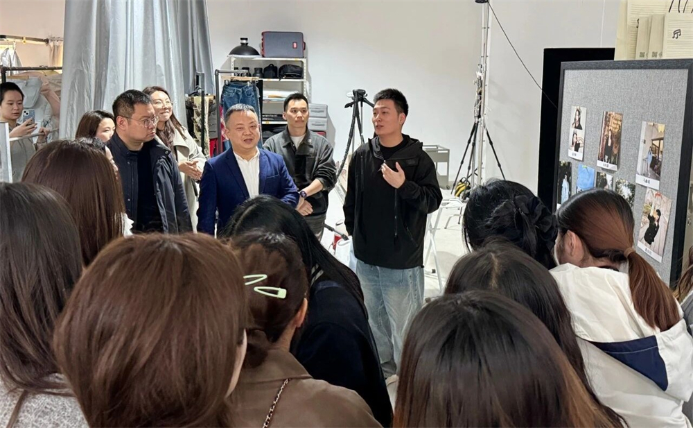 微信图片_2025-11-28_161033_009.jpg