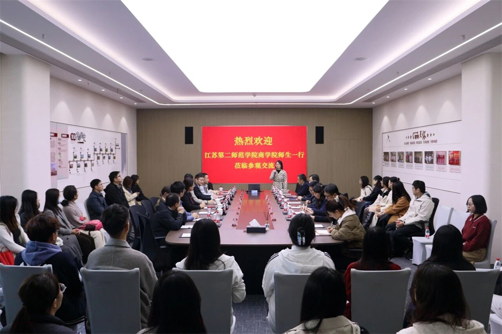 微信图片_2025-11-28_161038_618.jpg